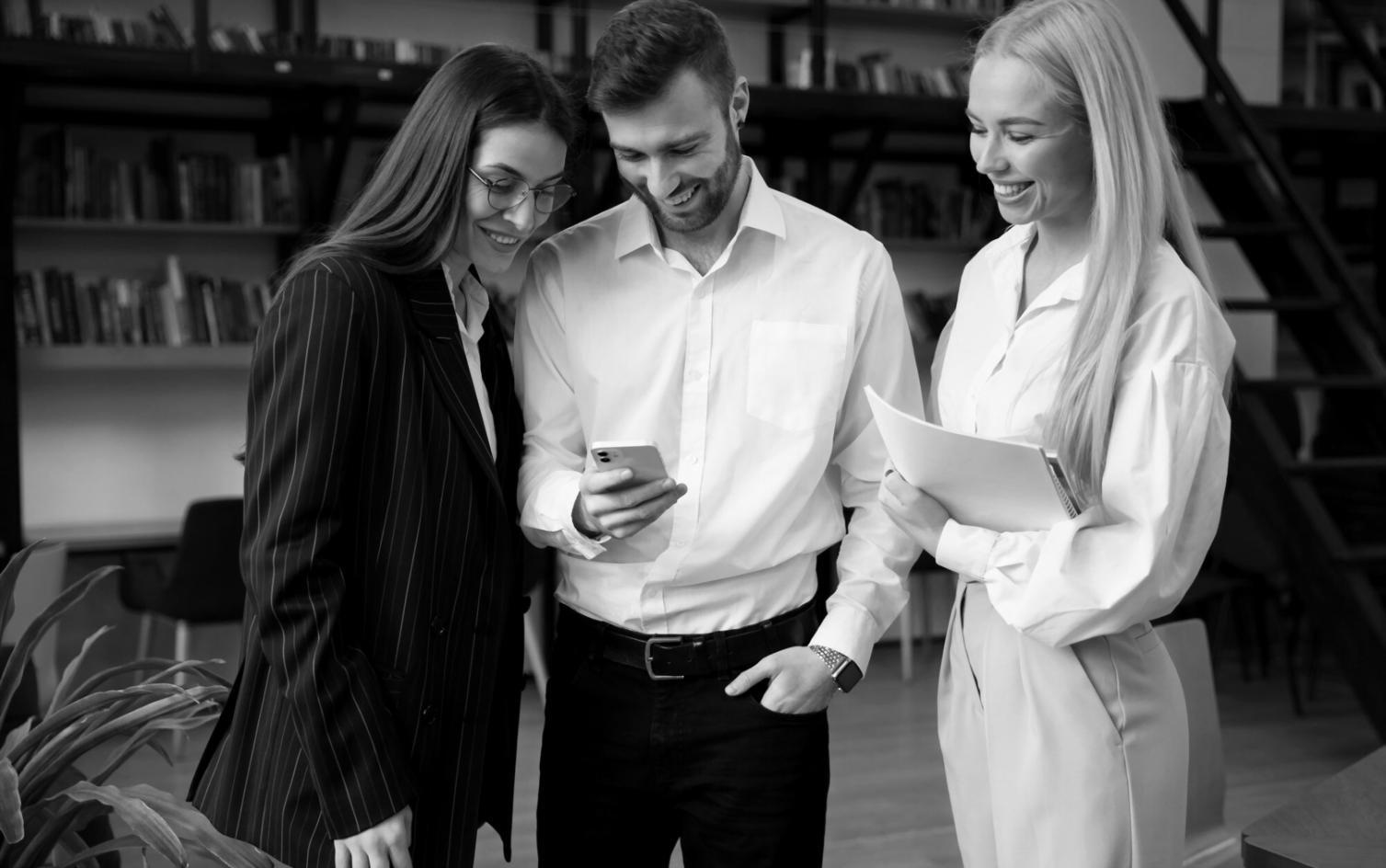 Análisis presupuestario en sesión de trabajo